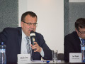 Jan Mládek reaguje na dotazy